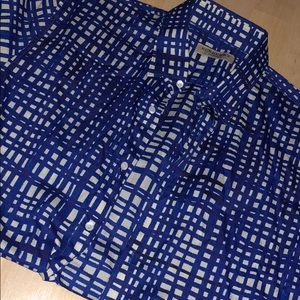 Men’s Burberry button up
